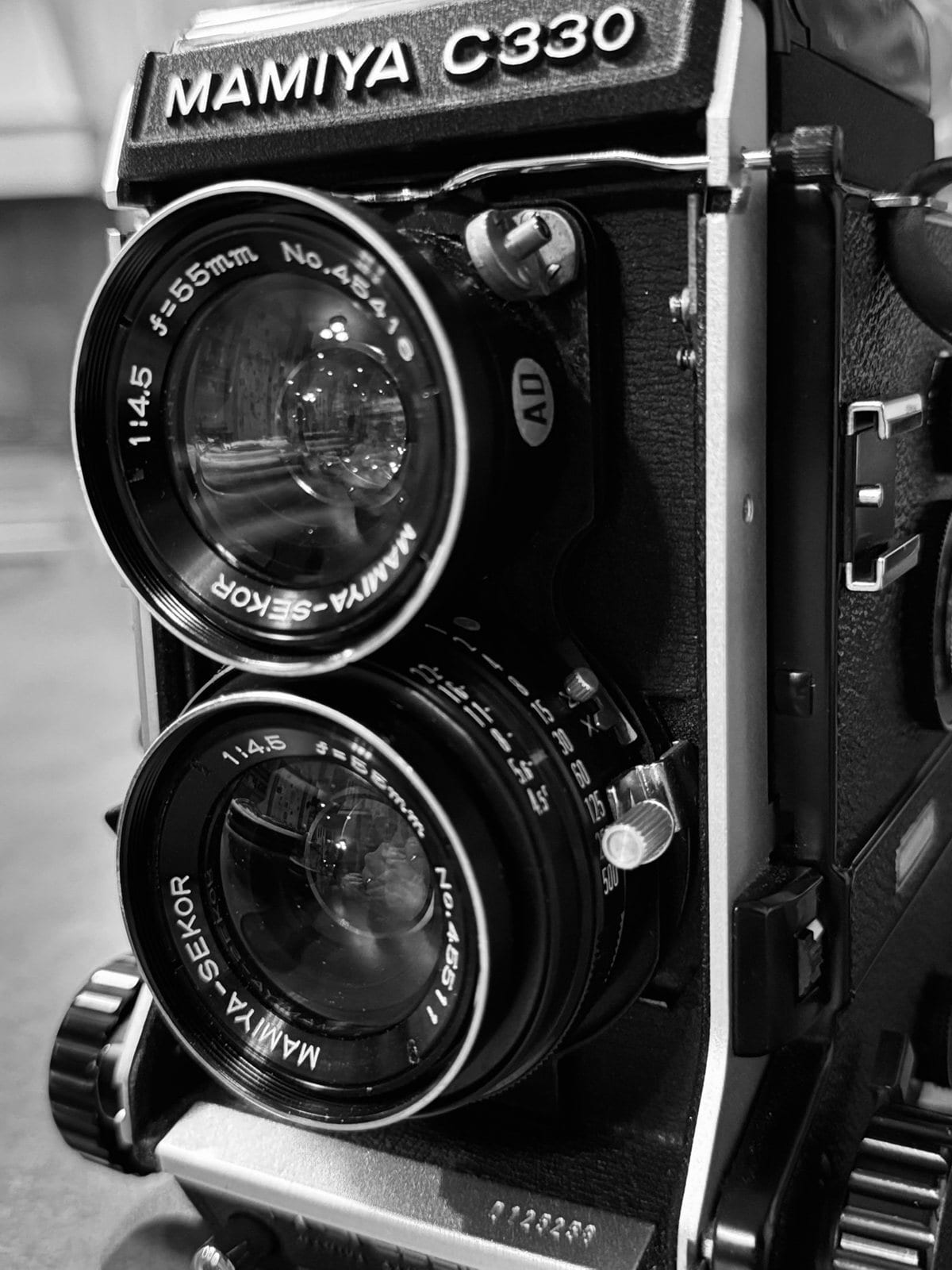 Mamiya C330 twin lens reflex camera